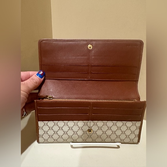 CELINE Macadam Long Leather Wallet - Picture 5 of 11